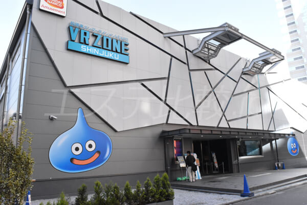 TCB東京中央美容外科新宿へのアクセス目印になる隣にあるVR ZONE SHINJUKU